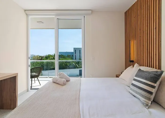 Skies Private Terrace W Jacuzzi W Sea Views Walk To *